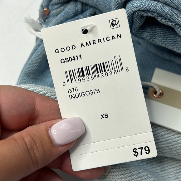 BNWT Good American Jeanius Cropped Sweatshirt - Picture 5 of 5